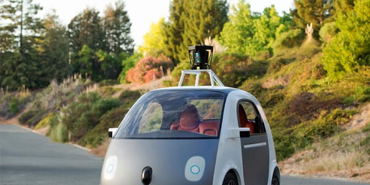 Google toont zelfrijdende auto zonder stuur