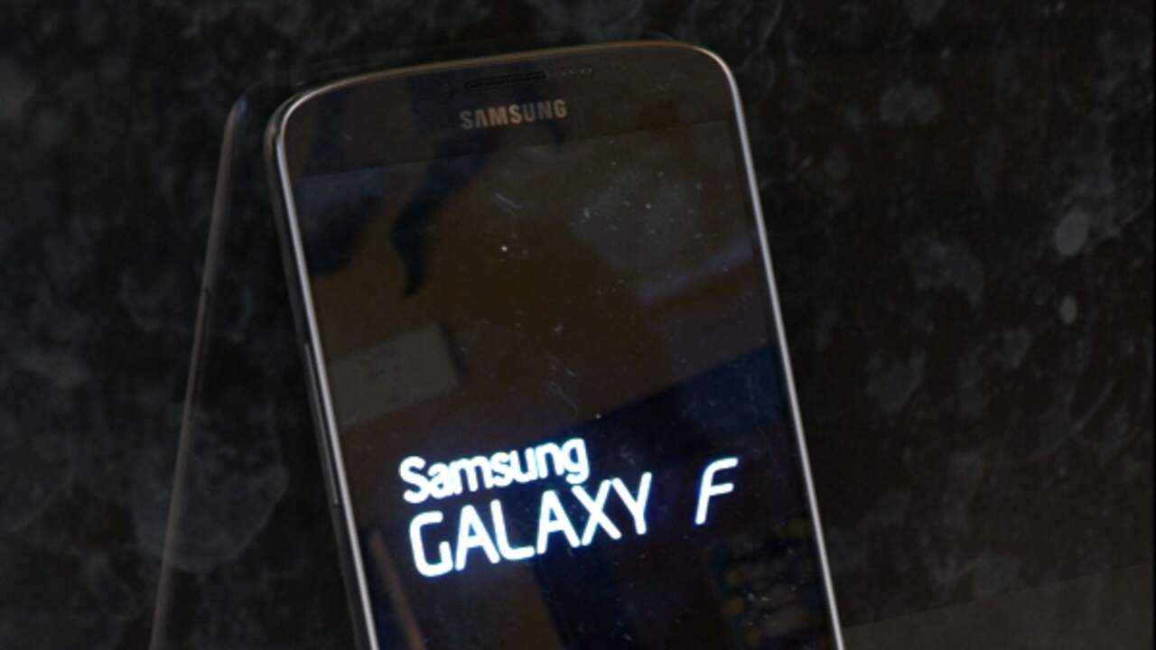 Galaxy f 23. Самсунг f52. Самсунг галакси f22. Самсунг Гэлэкси f4/54. Samsung Galaxy f 14 фото.