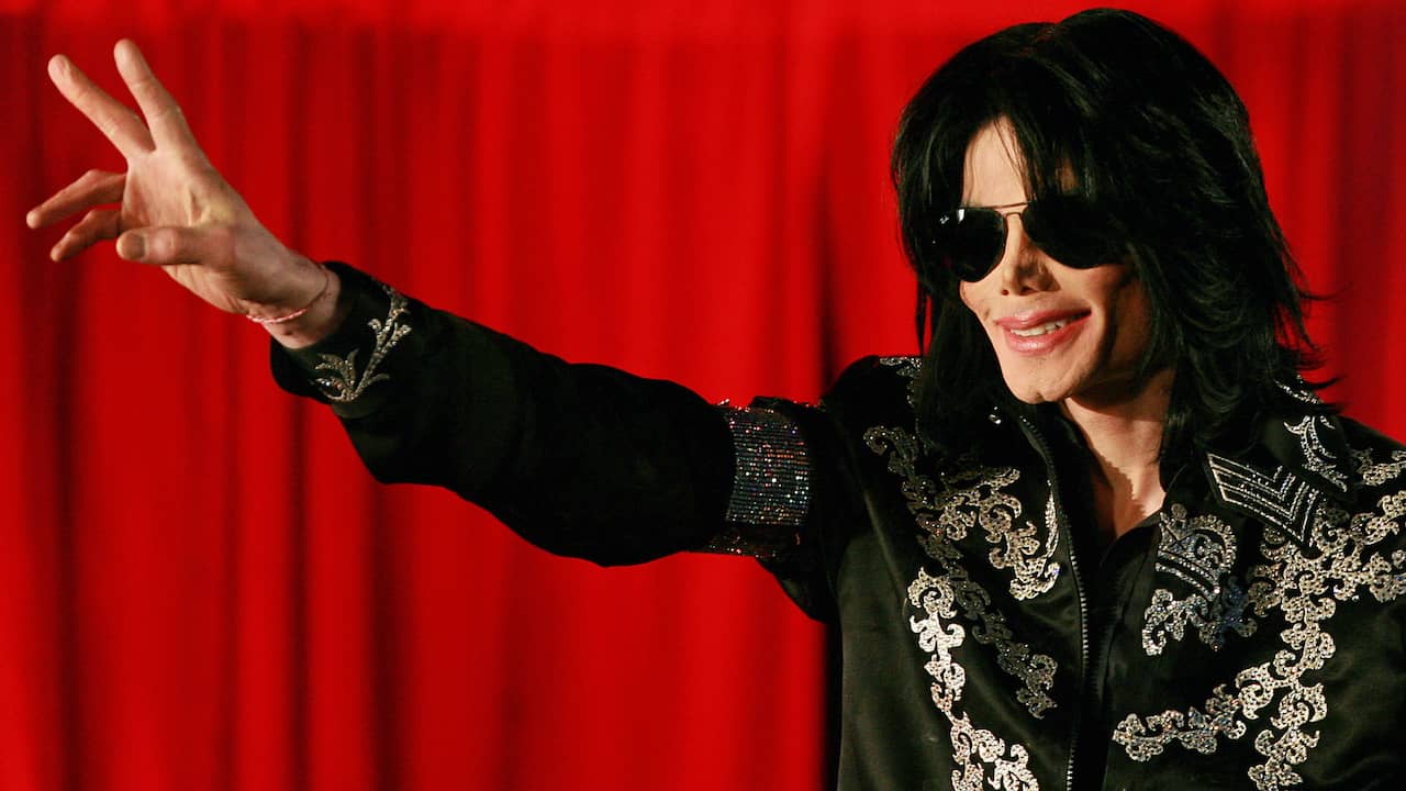 brand metgezel regeren Handschoen Michael Jackson onder de hamer | Muziek | NU.nl