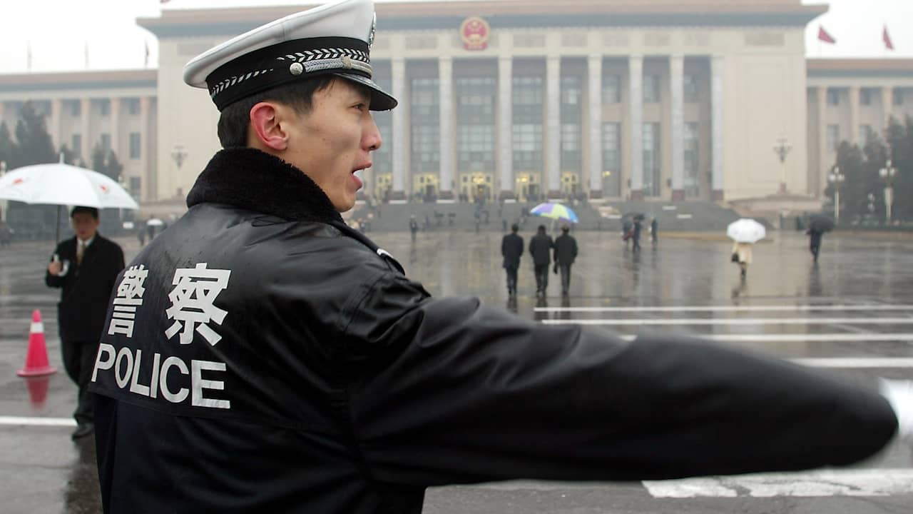 China Has Illegal Police Stations In The Netherlands, The Ministry Wants To Act |  NOW