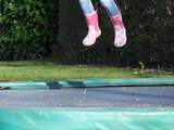 Lente! Trampoline springen in Rumpt