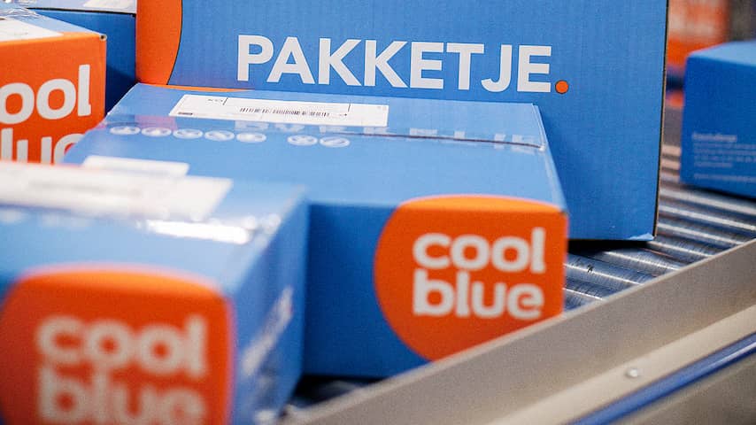 de jouwe halfrond onderpand PostNL gaat pakketten op zondag bezorgen | Economie | NU.nl