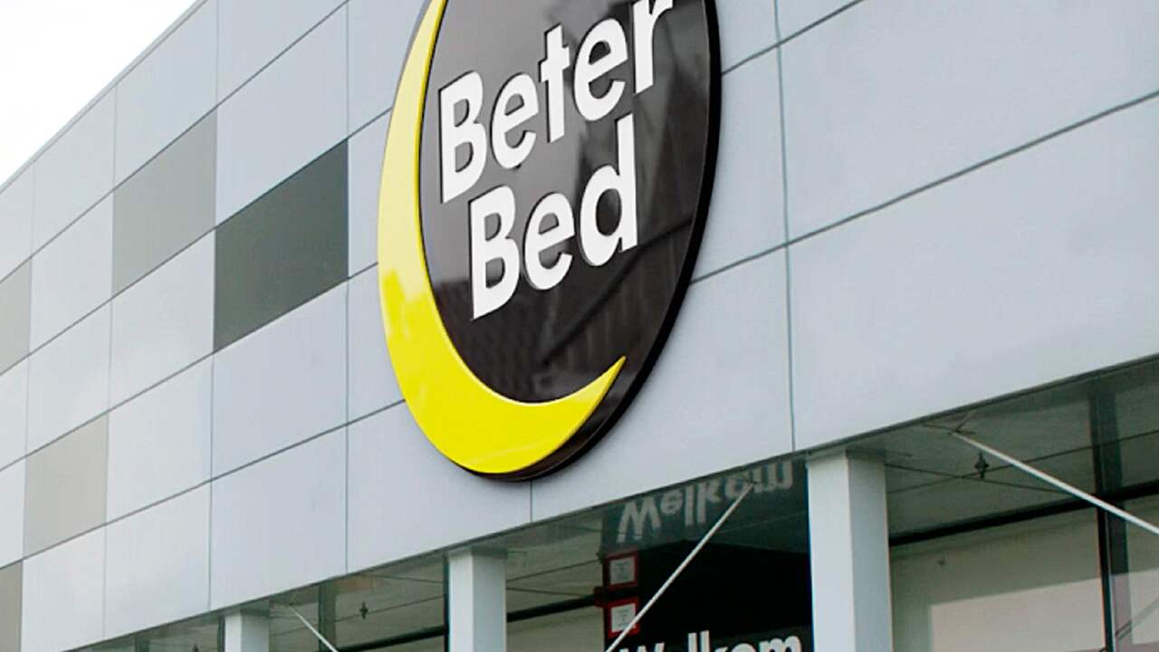 Helft minder winst voor Beter Bed door Duits gifschandaal Beurs