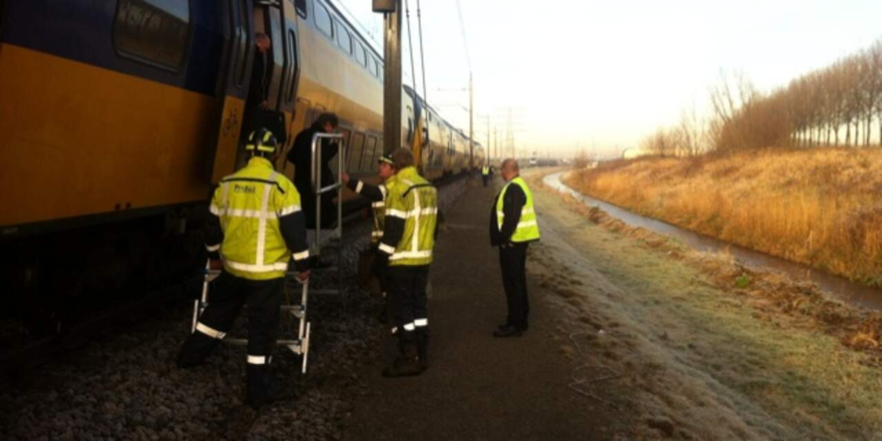 Reizigers gestrande trein Breukelen geëvacueerd