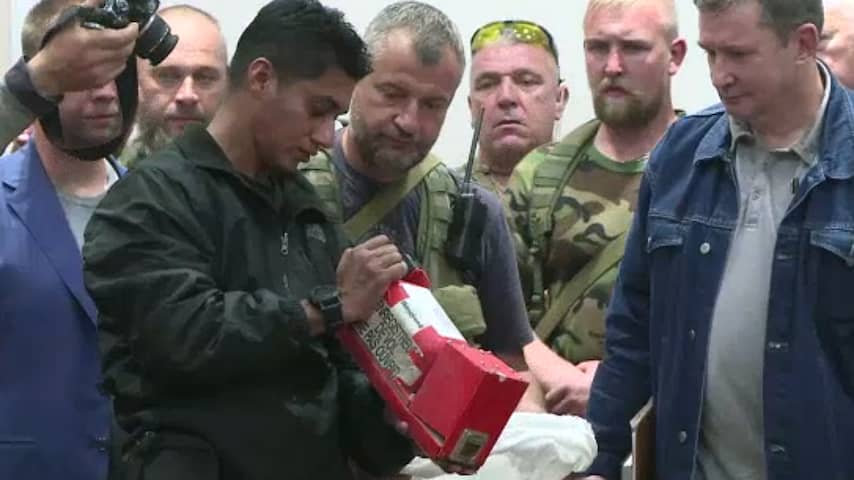 Trein met lichamen vliegramp aangekomen in Charkov