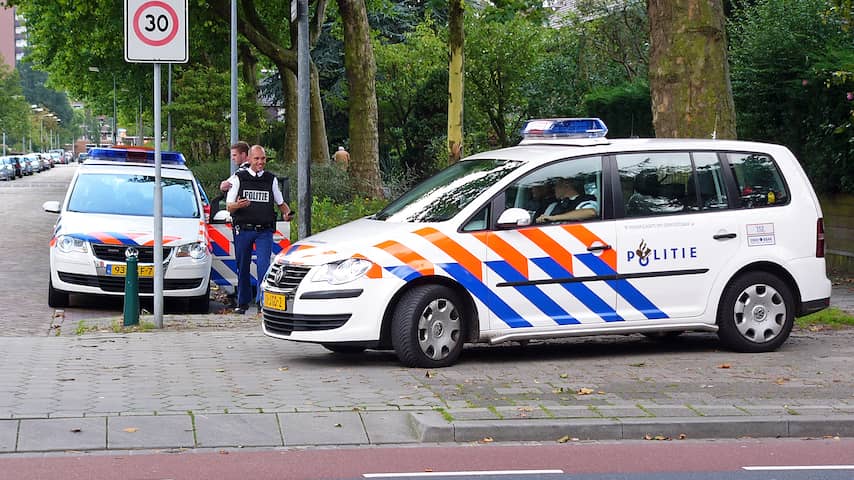 Politie in kogelwerende vesten in verband met carjacking Rijswijk