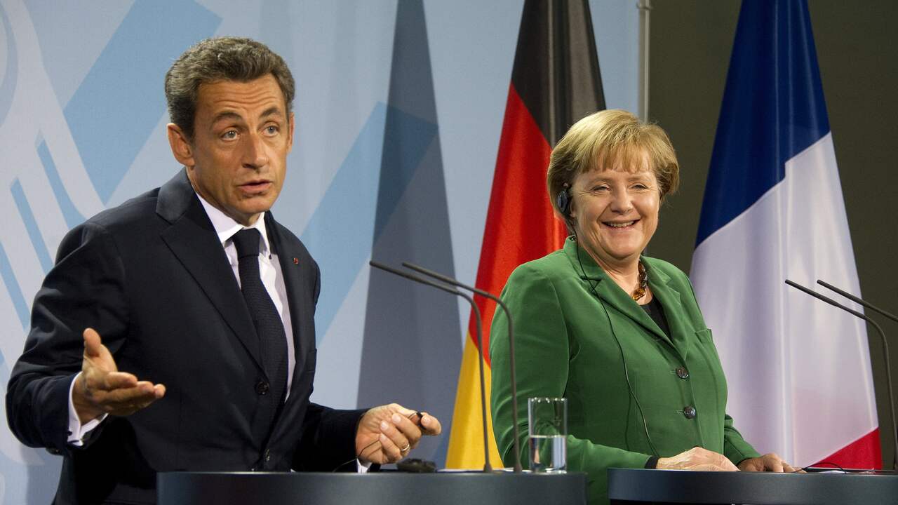 Политики евросоюза. Меркель и Саркози. Саркози саммит. Европейские политики. Политики ЕС.