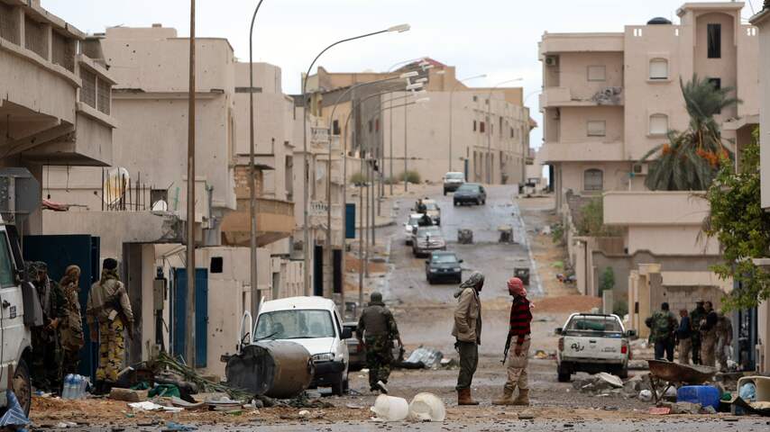 Terreinverlies Kaddafi in Sirte