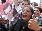 Boze menigtes vallen ambassades Damascus aan