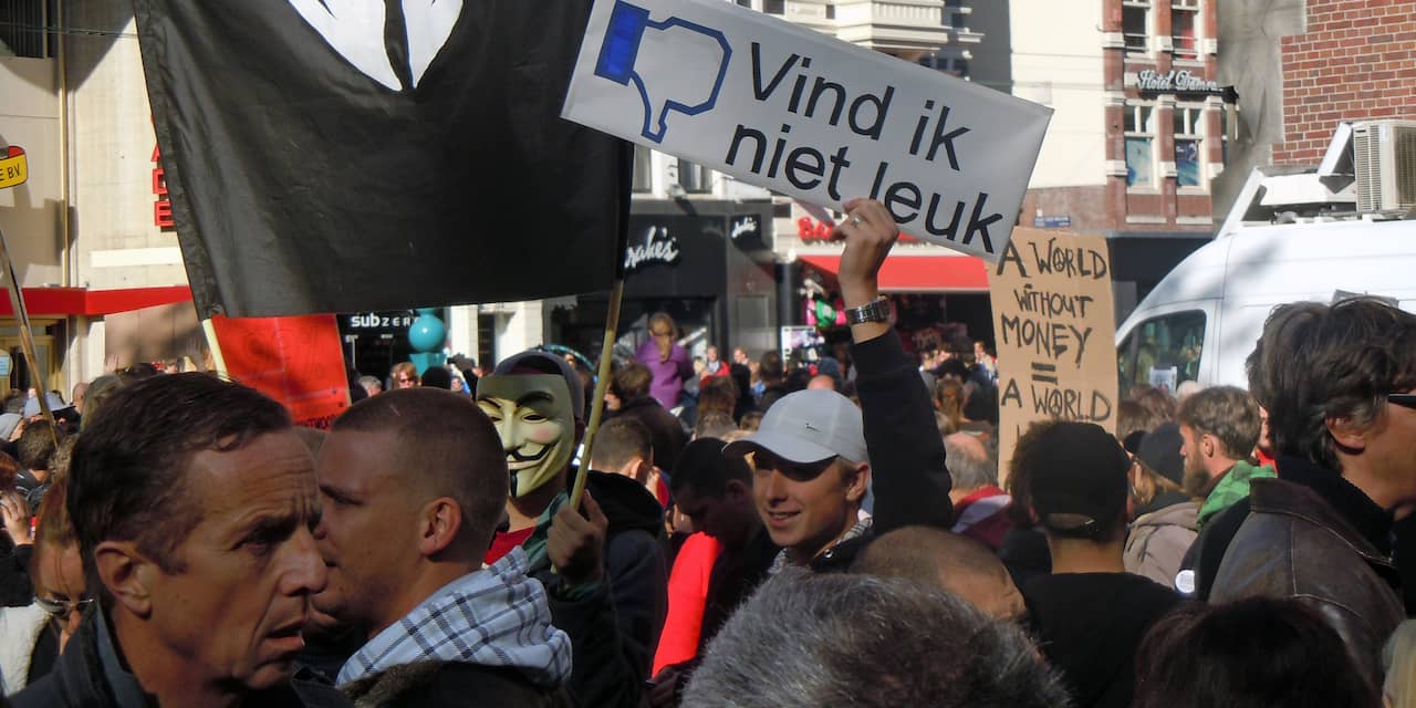 Demonstraties Occupy Rotterdam en Amsterdam