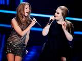 Finaliste Kim de Boer zong een dual met de Britse zangeres Adele.
