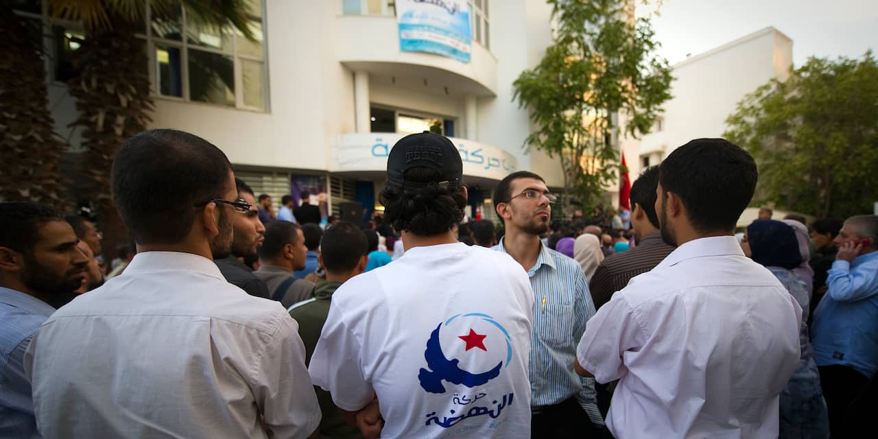 Islamisten Tunesië winnen bijna helft zetels