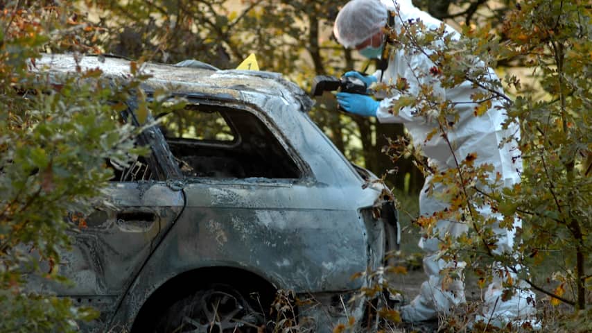 Lichaam gevonden in uitgebrande auto Oirschot