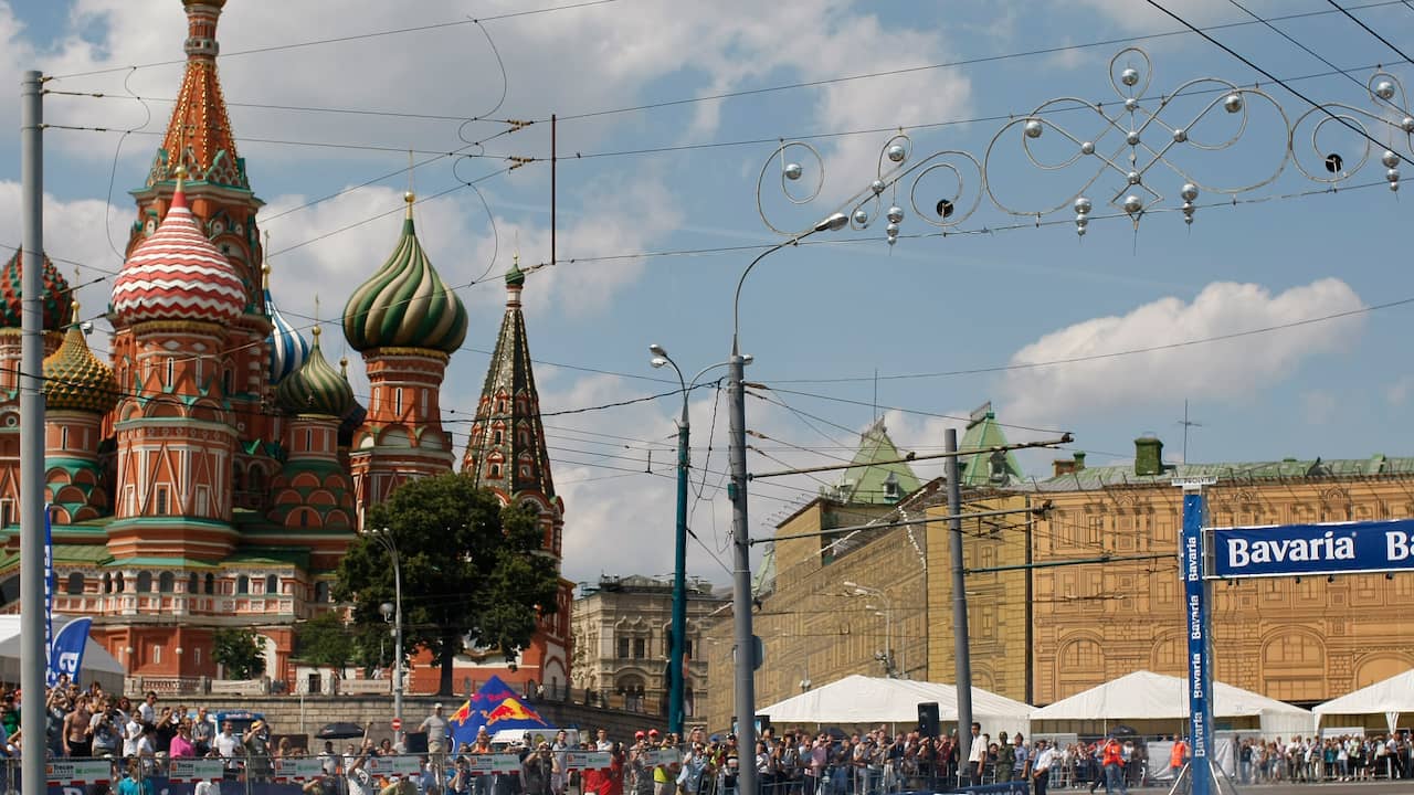 Московское э. Moscow caroon.