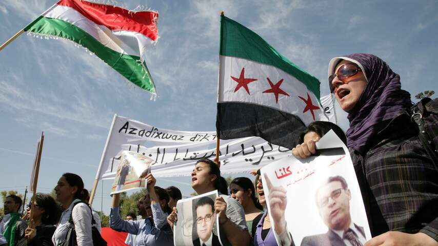 Koerden vallen ambassades Syrië aan