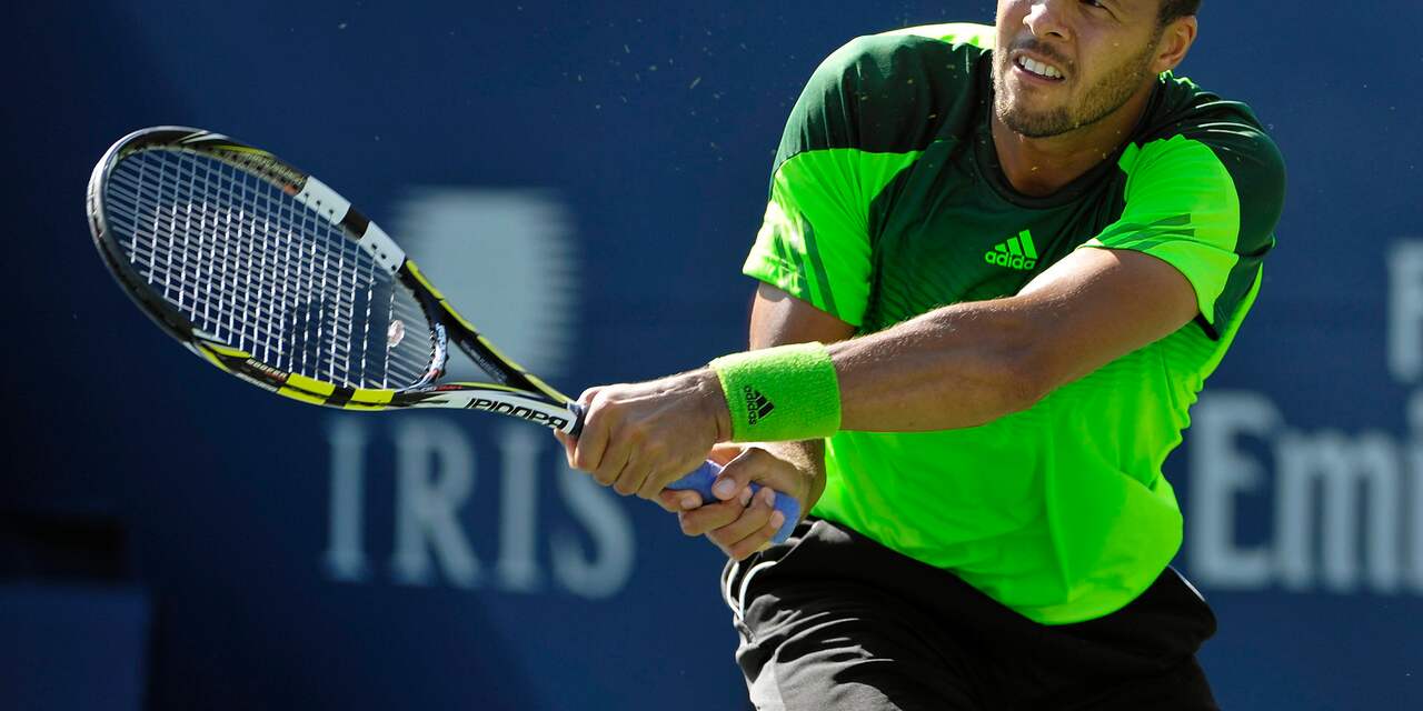 Tsonga verrassend onderuit in Cincinnati, Djokovic wel door