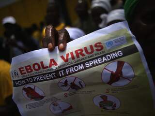 Avondklok in Liberia om ebola