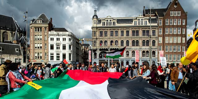 Paar Honderd Betogers Voor Palestina Op De Dam Nu Het Laatste Nieuws Het Eerst Op Nu Nl