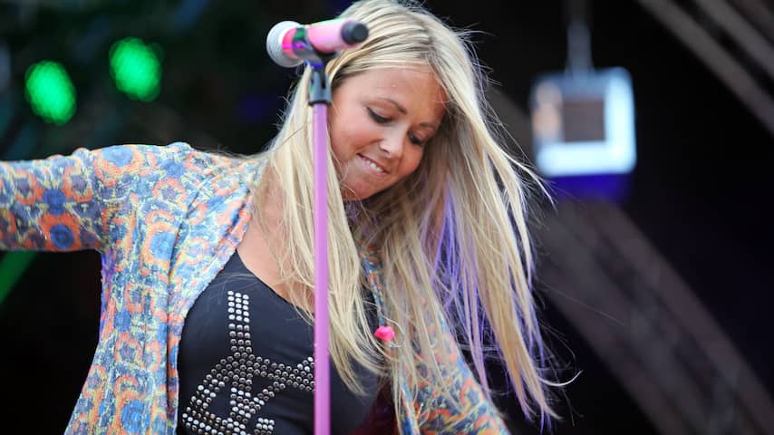 Monique Smit treedt op in Den Haag