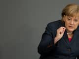 Meer politieke integratie in Europa is onvermijdelijk om de huidige crisis te kunnen bestrijden. Dat zei de Duitse bondskanselier Angela Merkel donderdag in een toespraak in het Duitse parlement.