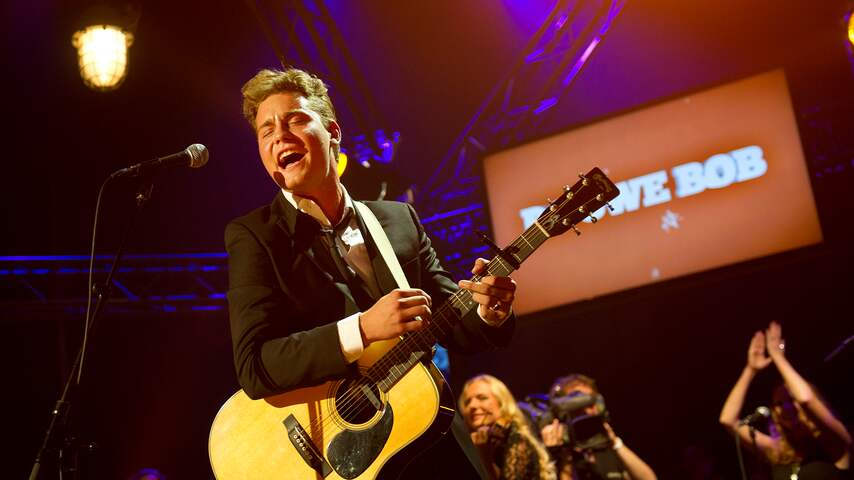 Douwe Bob Posthuma, De Beste Singer-Songwriter van Nederland