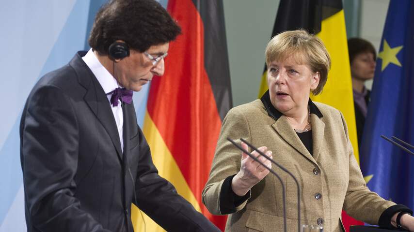 Elio Di Rupo, Angela Merkel
