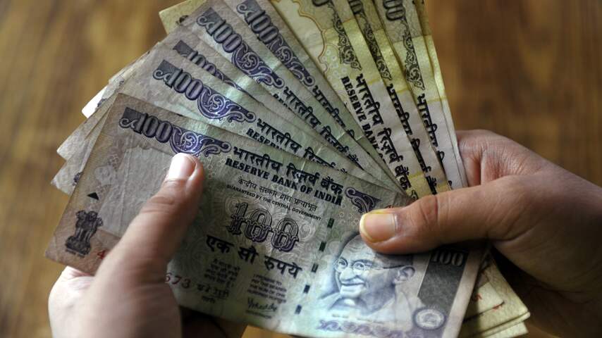 Roepie, India, economie