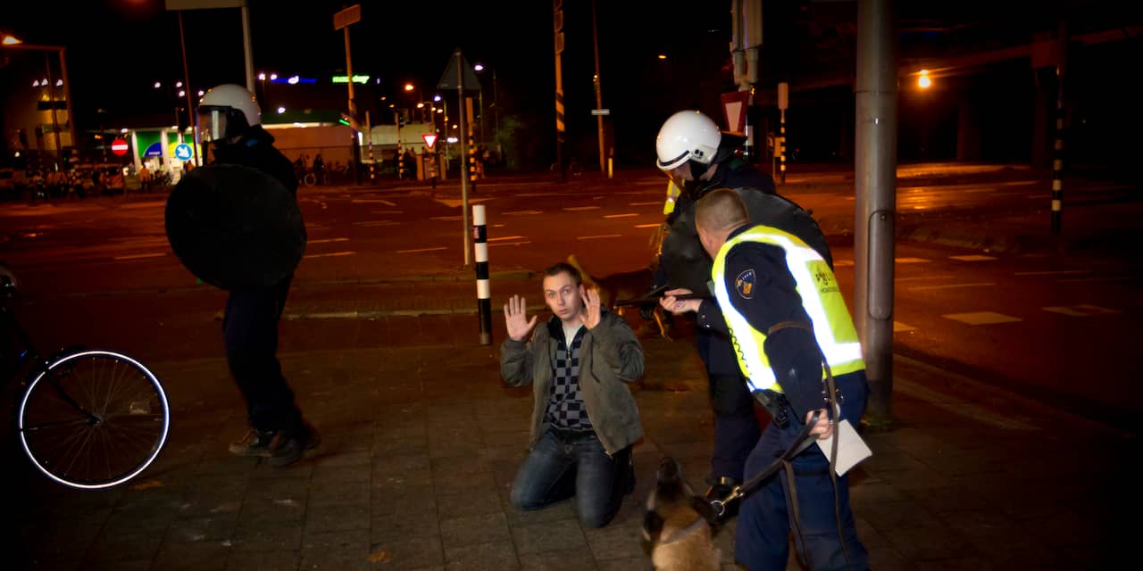 Politie toont beelden relschoppers Utrecht