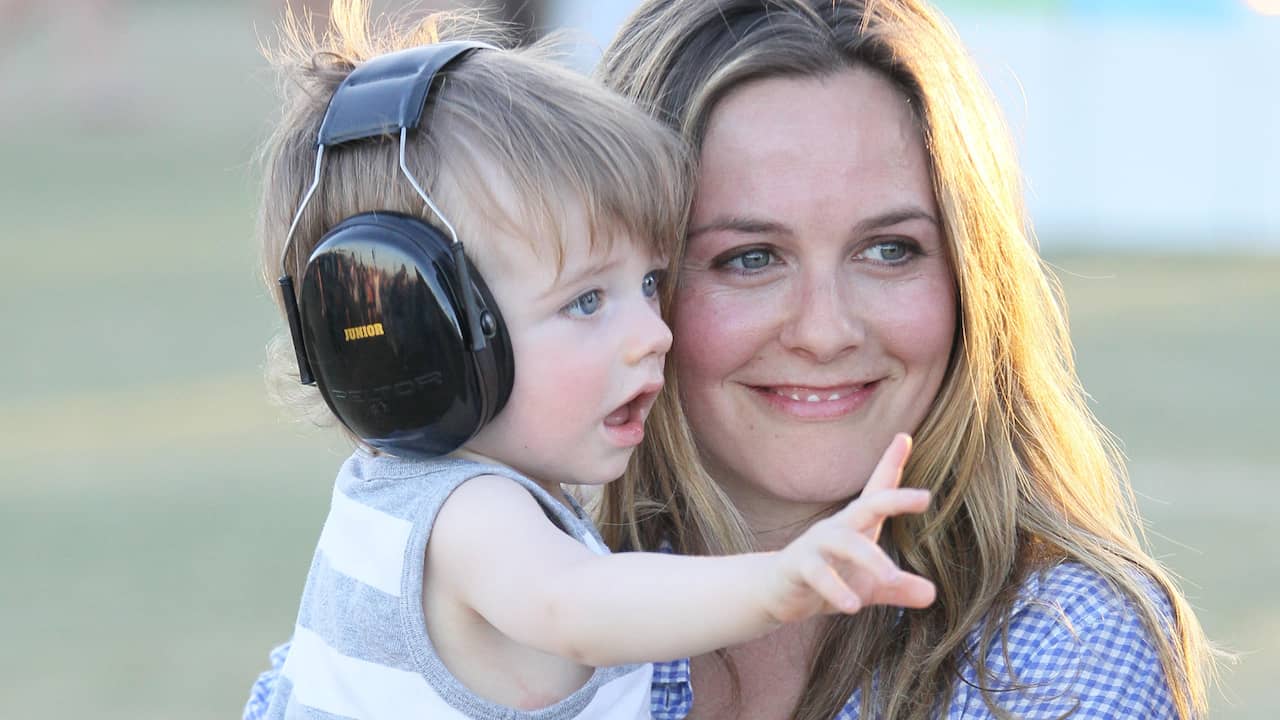 Alicia Silverstone heeft moederrol te pakken | Films & Series | NU.nl