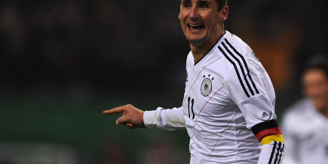 'Löw verkiest Klose boven Gomez tegen Griekenland'