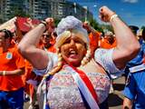 Oranjefans gedragen zich prima in Charkov