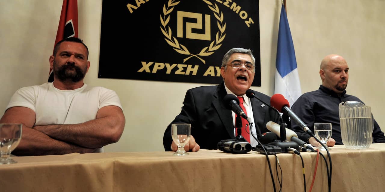 Partijleider Griekse Gouden Dageraad opgepakt