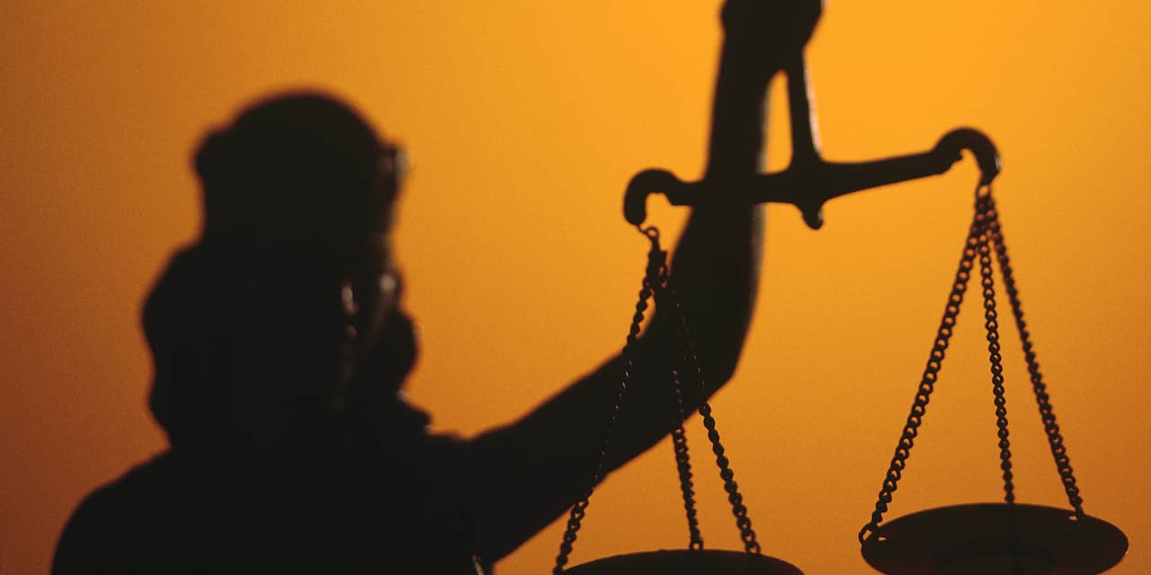 'Topman Justitie moet weg tijdens onderzoek verkrachting'