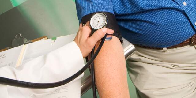 dokter huisarts overgewicht dik