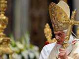 Butler van paus aangeklaagd na lekken documenten