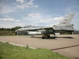 Een van de twee F-16's van de Koninklijke Luchtmacht die de onderschepping uitvoerden. De toestellen keerden terug op thuisbasis vliegbasis Volkel. 