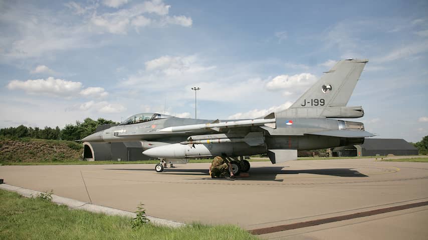 F-16 van Luchtmacht keert terug op vliegbasis Volkel na onderschepping