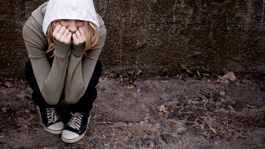 jeugd jeugdzorg depressief somber verdrietig