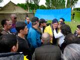 Iraakse delegatie tentenkamp naar Den Haag