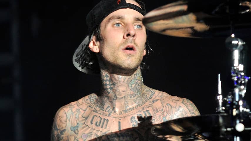 travis barker, blink 182