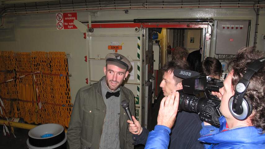 Ben Saunders op de Filmpremire aan boord van de Hr. Ms. Rotterdam