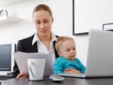 'Werkende moeders ervaren multitasken negatiever'