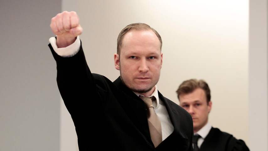 Breivik zou aanslagen opnieuw plegen