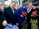 Gül opent Turks paviljoen op de Floriade