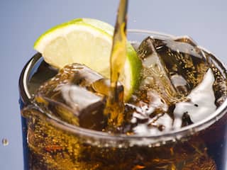Pepsi haalt aspartaam niet uit dieetcola in Nederland
