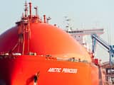 De Arctic Princess komt vloeibaar aardgas lossen bij de nieuwe GATE (Gas Access To Europe) terminal op de Maasvlakte