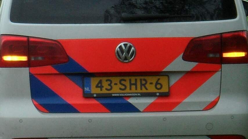 Voertuig te water Willeskop N228 HM 14.0 te Oudewater.