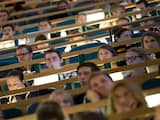 Dinsdag 30 oktober: Studenten volgen een college in het auditorium van de Stockholm Universiteit in Zweden.