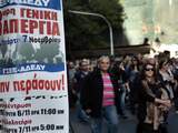 De nieuwsvoorziening ligt 24 uur plat, Griekse journalisten zijn de straat op gegaan in Athene.