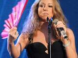 Woensdag 5 september: Mariah Carey staat op het podium van het grote NFL Kick-Off concert in New York.